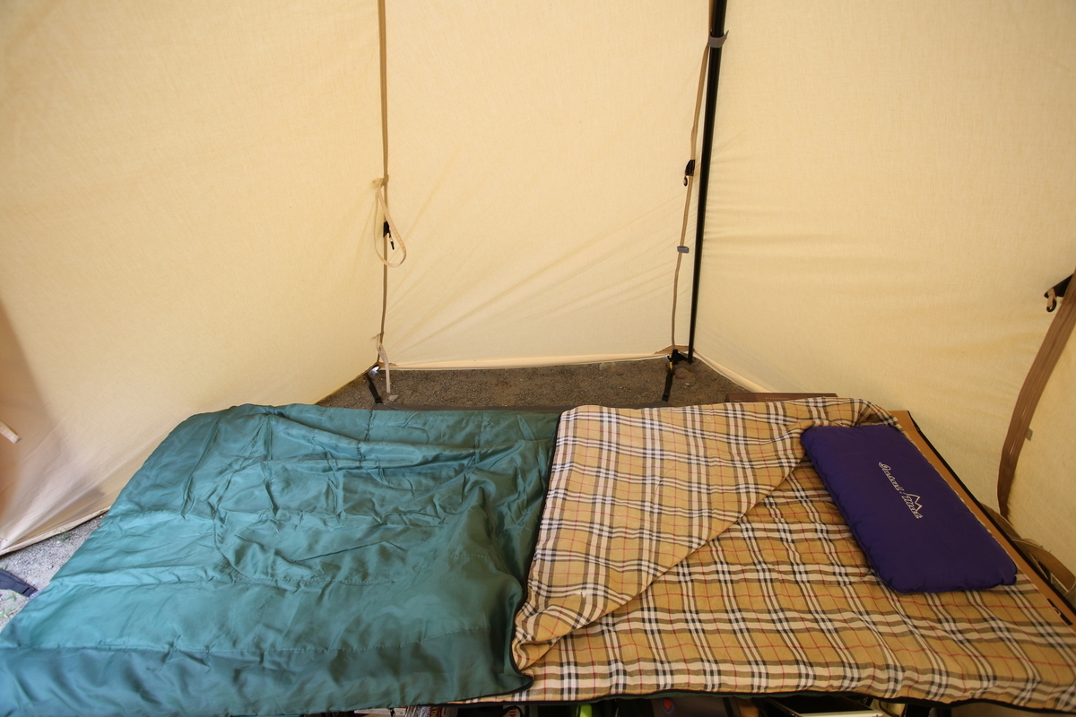 コスパに優れて寝心地の良いハイコット クイックキャンプ QC-SC190: 残念キャンプでごめんなさいっ！