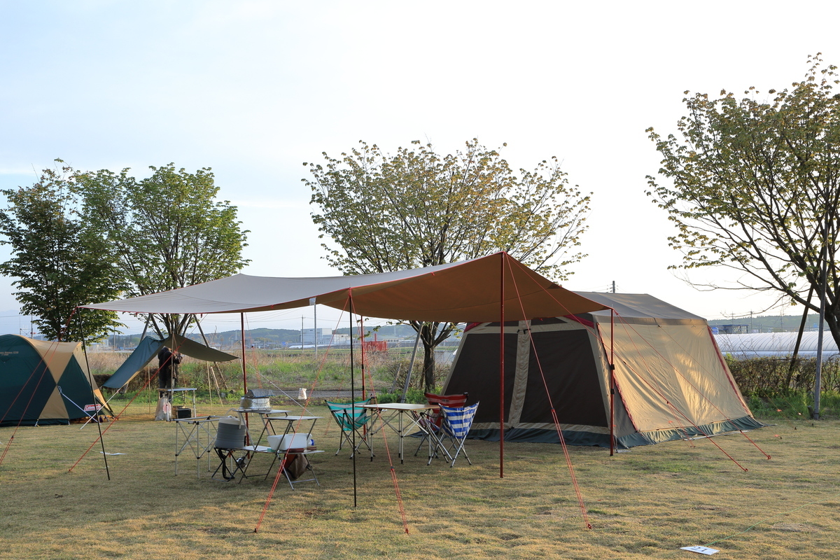 広々TCタープ tent-Mark DESIGNS 焚き火タープTCレクタ: 残念キャンプ